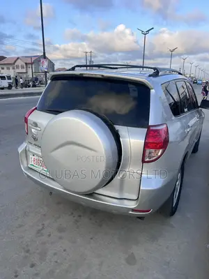 Toyota RAV4 2008 Silver