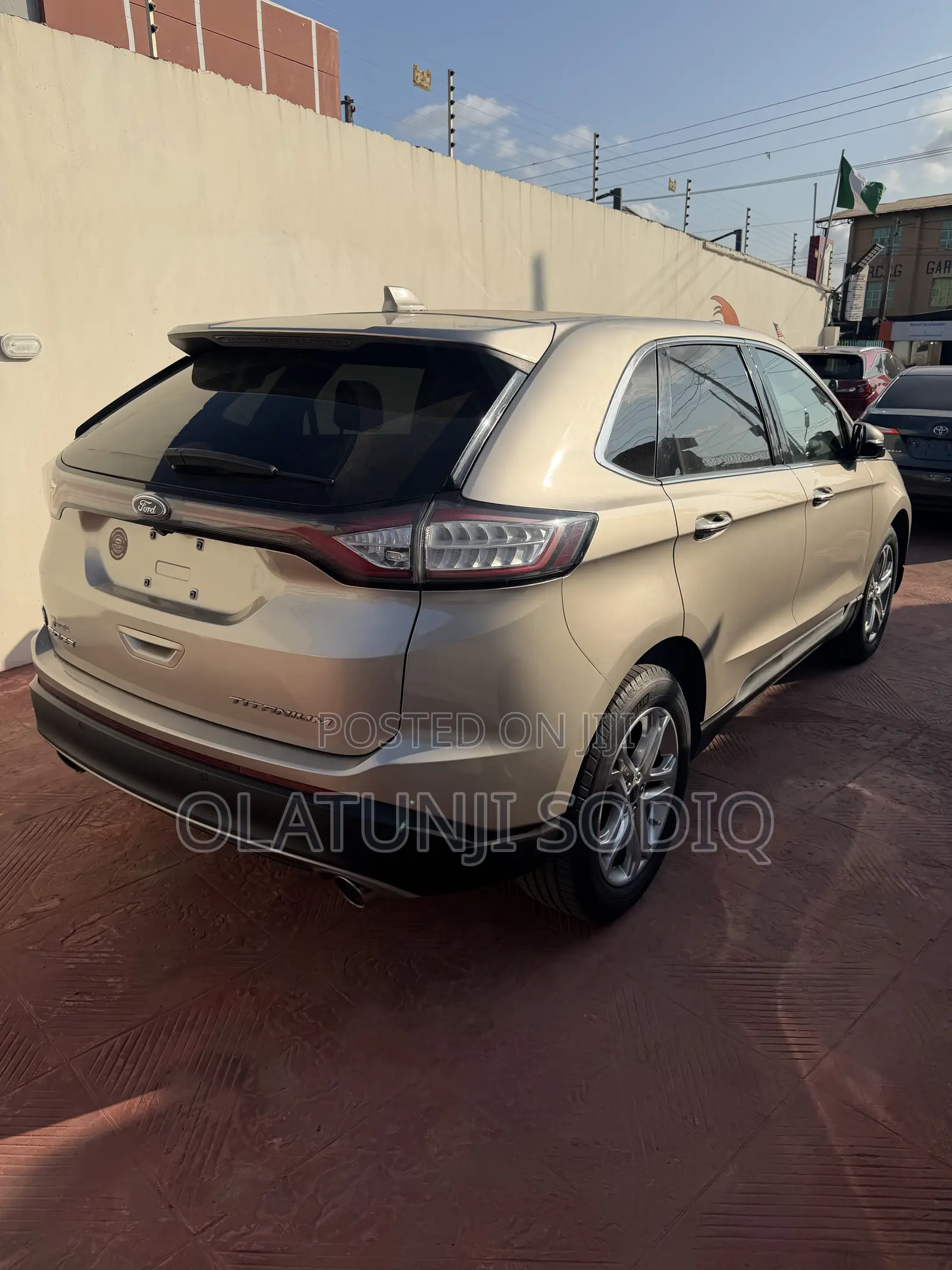 Ford Edge Titanium AWD 2018 Gold