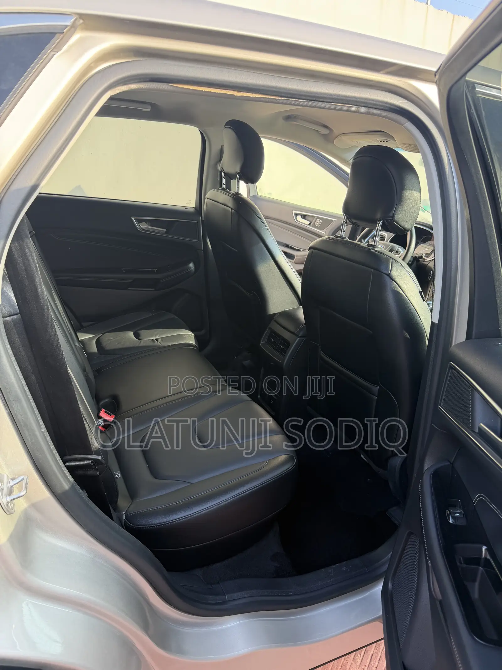 Ford Edge Titanium AWD 2018 Gold