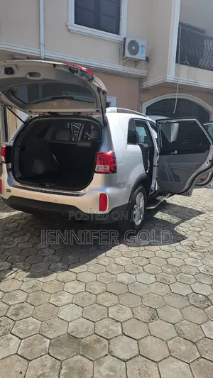Kia Sorento LX 4dr SUV (2.4L 4cyl 6A) 2014 Gray