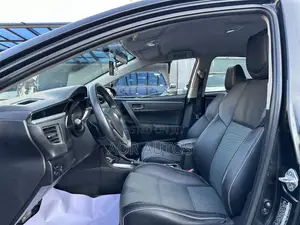 Toyota Corolla S 4dr Sedan (1.8L 4cyl CVT) 2016 Black