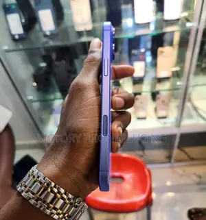Apple iPhone 16 Plus 128 GB Blue