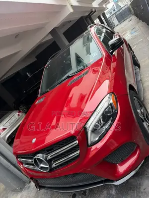 Mercedes-Benz GLE-Class AMG GLE 43 4MATIC 2017 Red