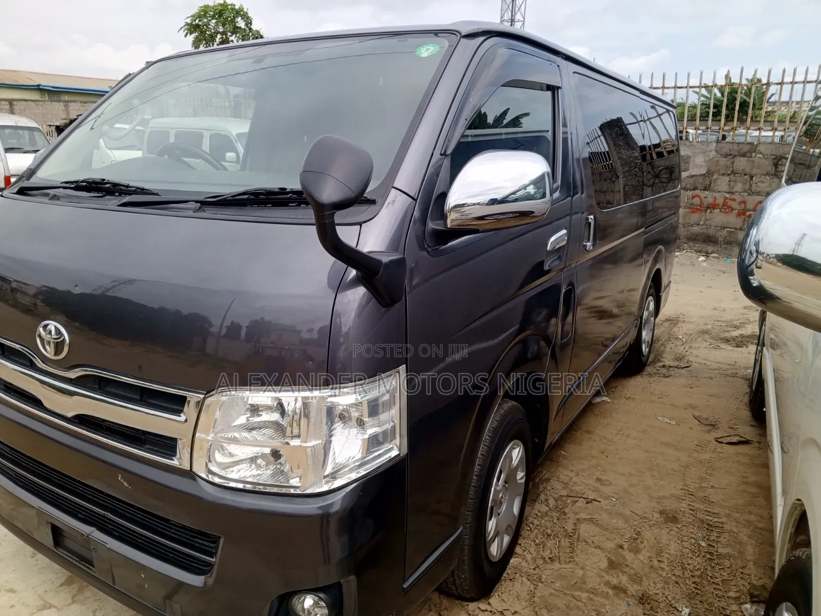 Toyota HiAce 2012 Grey