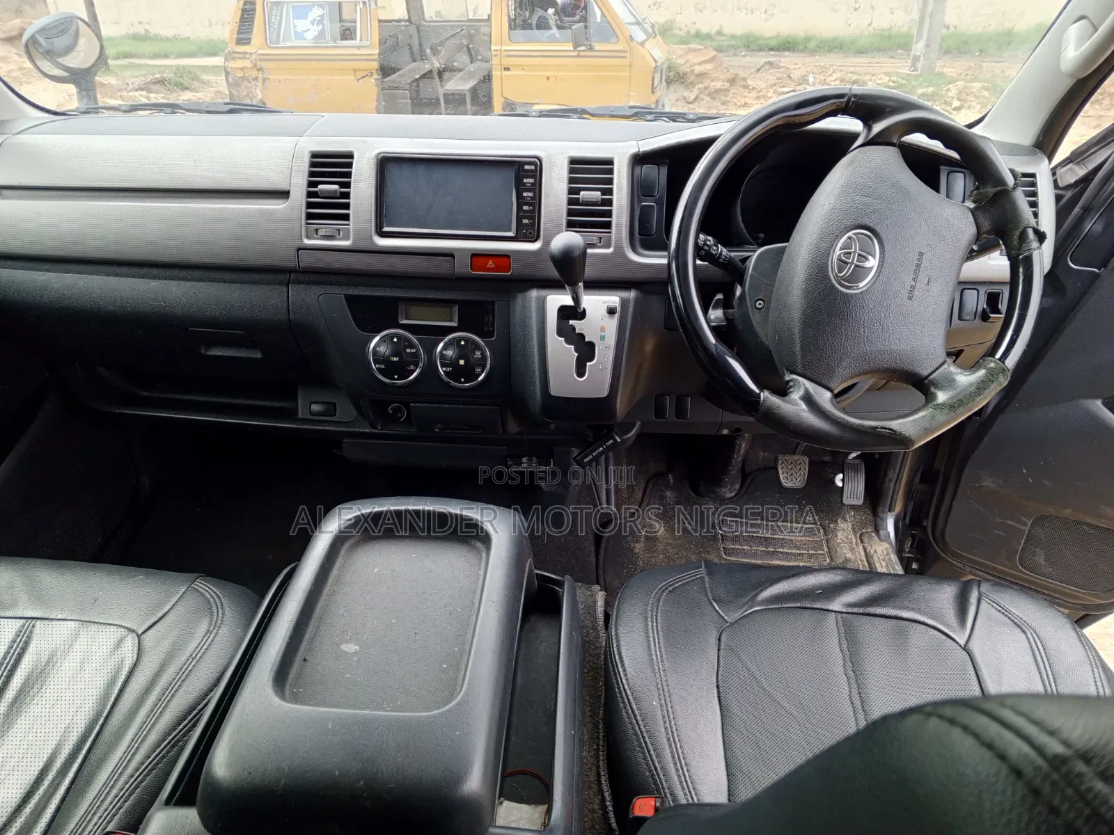 Toyota HiAce 2012 Grey