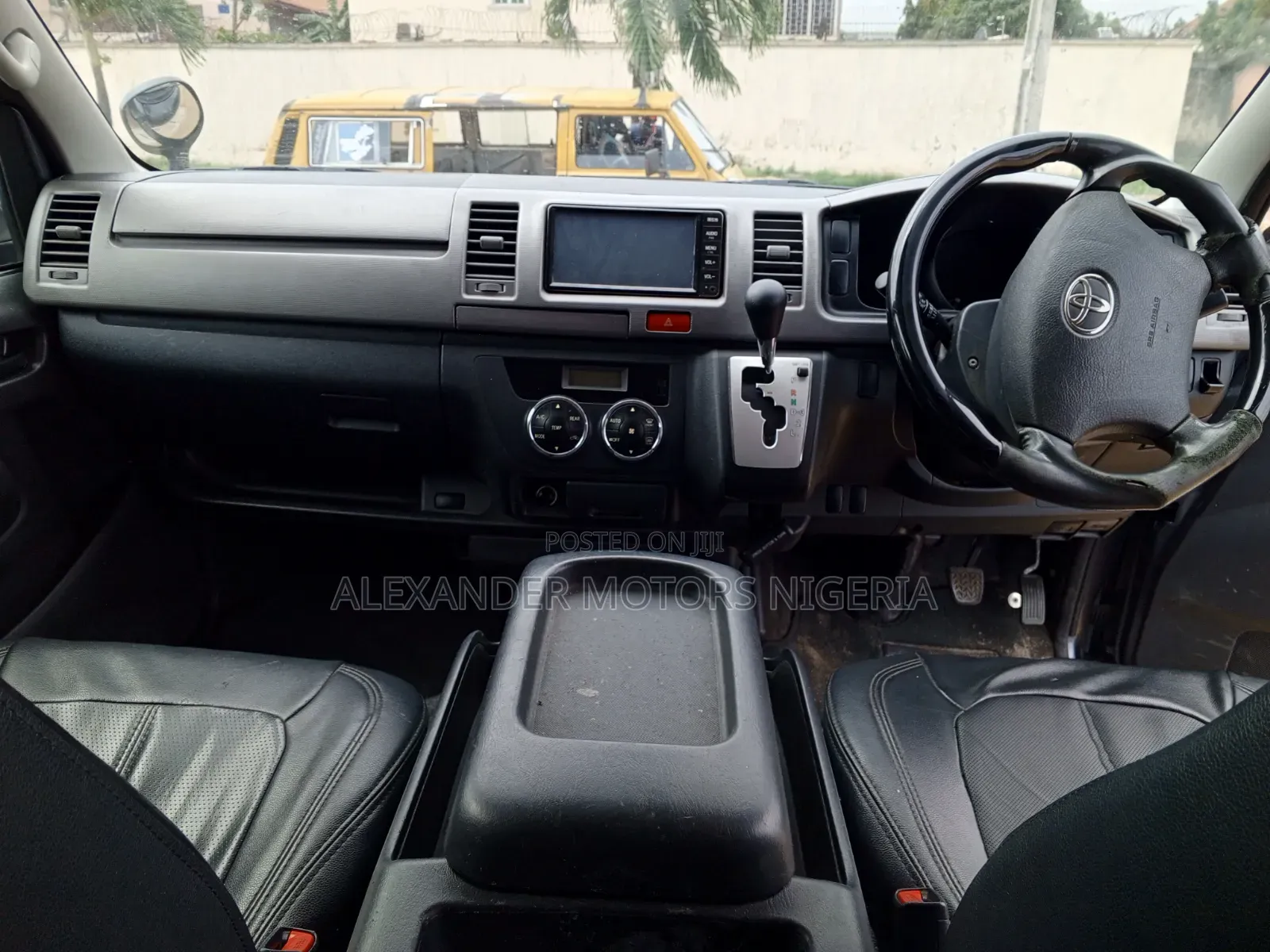 Toyota HiAce 2012 Grey