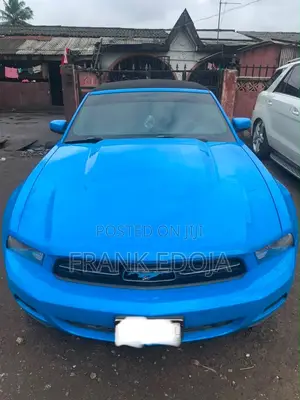 Ford Mustang V6 2010 Blue
