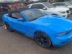Ford Mustang V6 2010 Blue