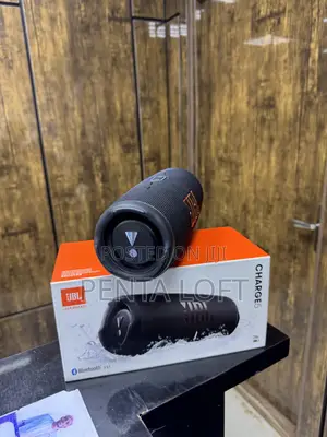 JBL Charge 5