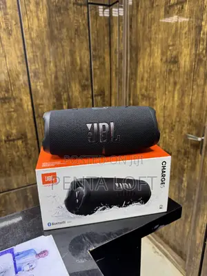 JBL Charge 5