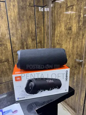 JBL Charge 5