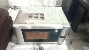 25l Digital 3in1 Microwave Multi Purpose Functions: Grill, Oven, Combi