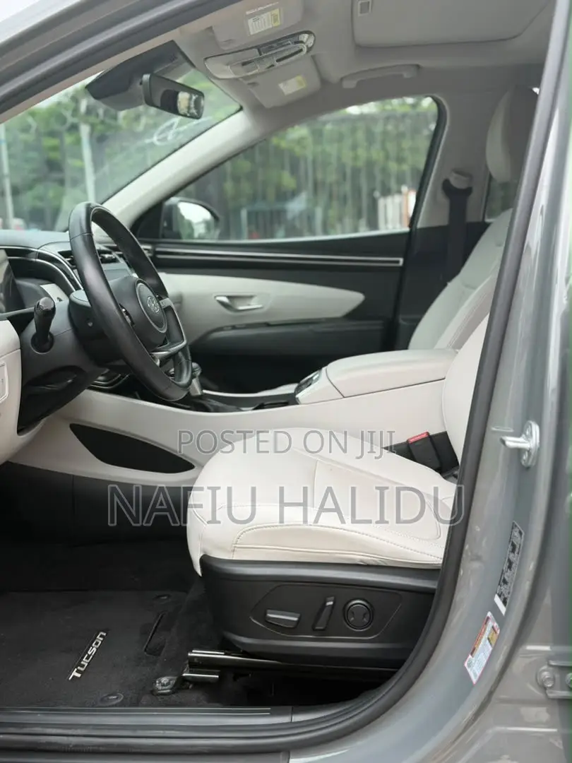 Hyundai Tucson 2023 Gray