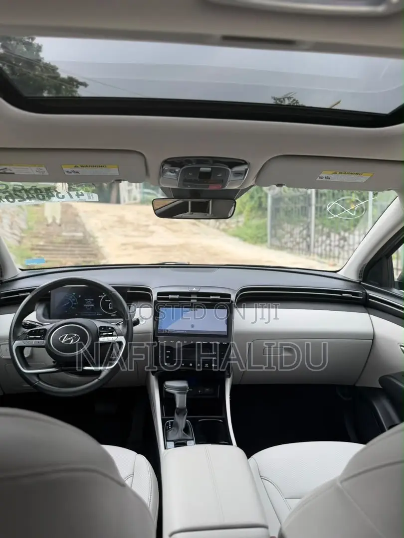 Hyundai Tucson 2023 Gray