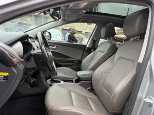 Hyundai Santa Fe 2017 Silver
