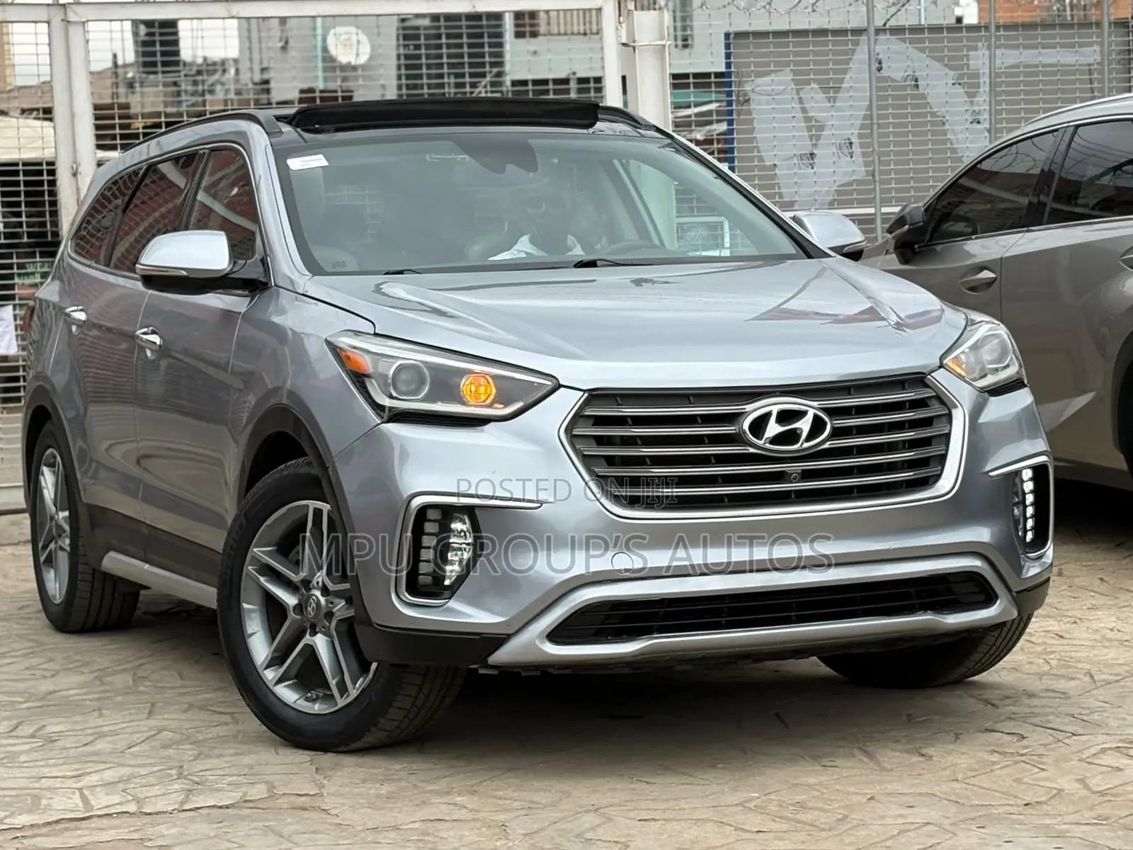 Hyundai Santa Fe 2017 Silver