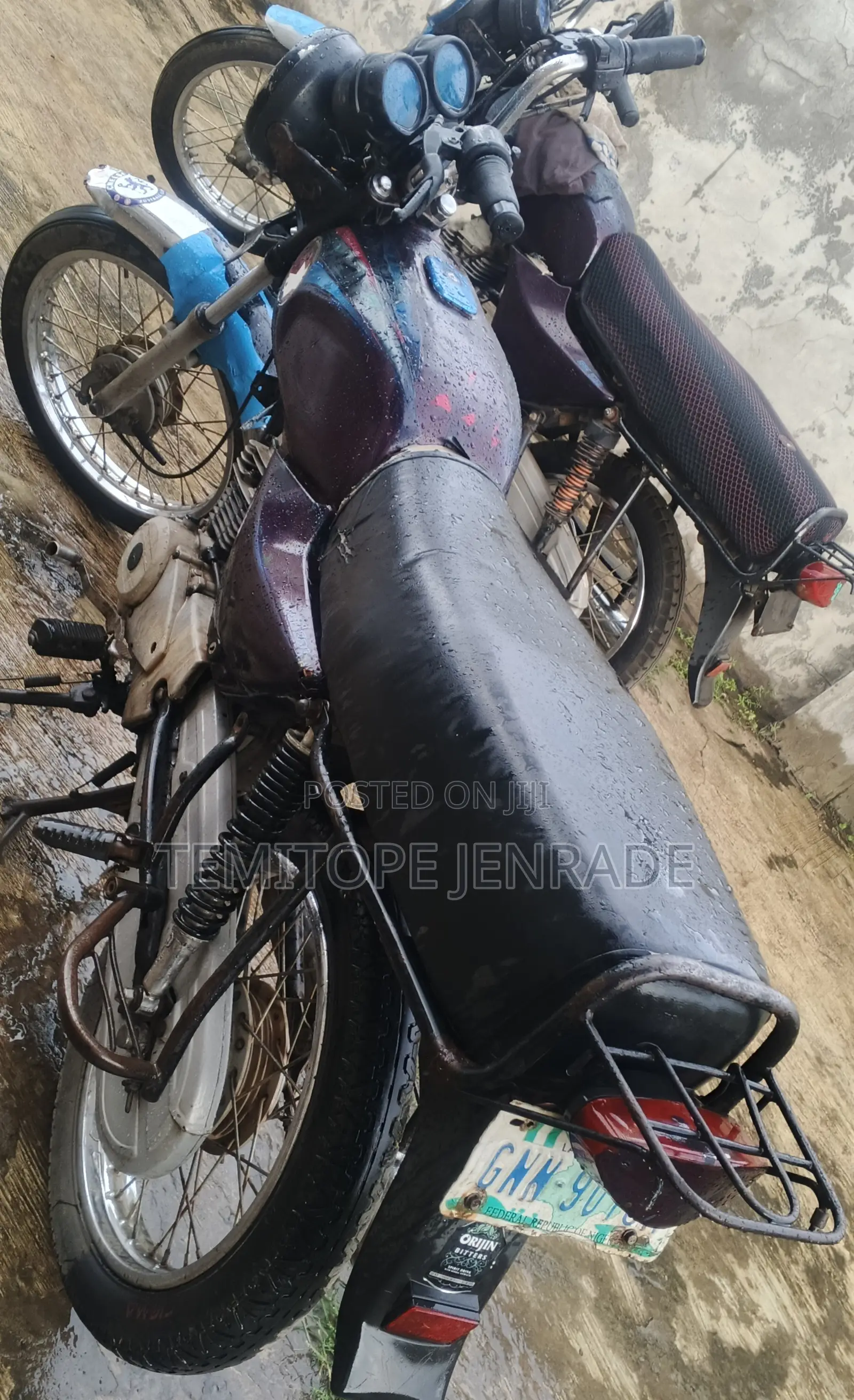 Bajaj Boxer 2022 Red