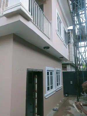 4bdrm Duplex in Western Area Magodo for rent