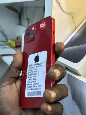 Apple iPhone 13 128 GB Red