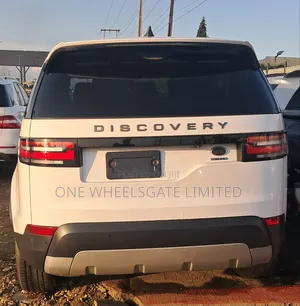 Land Rover Discovery 2018 White