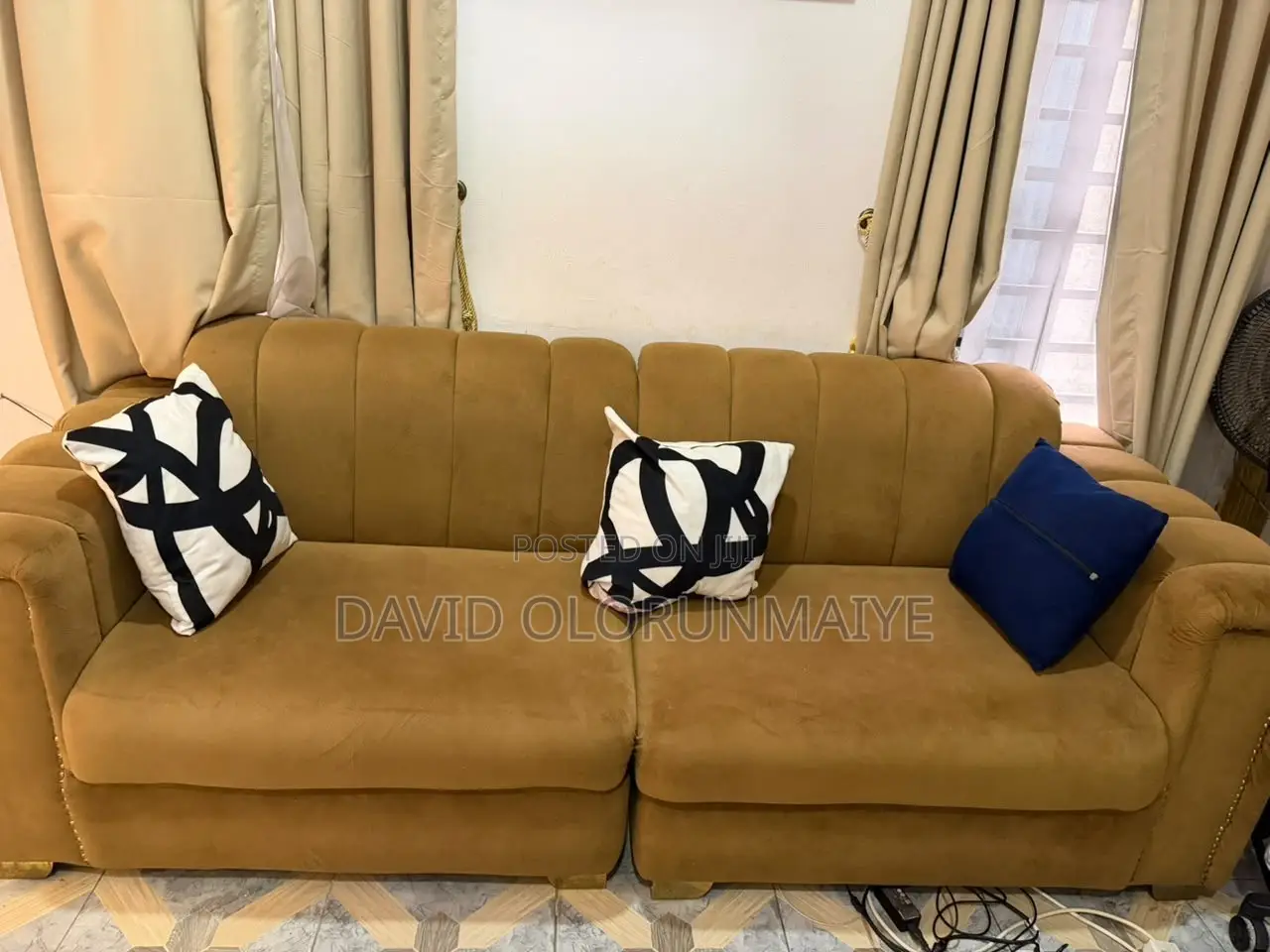 4 Sitters Sofa