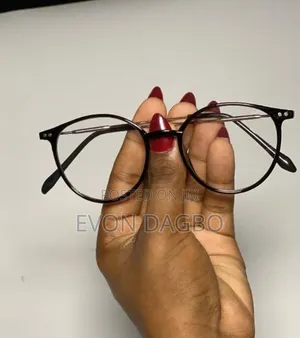 Chic Glasses