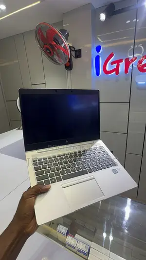 New Laptop HP EliteBook 840 G6 16GB Intel Core i7 SSD 256GB