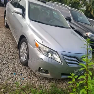 Toyota Camry 2008 Silver
