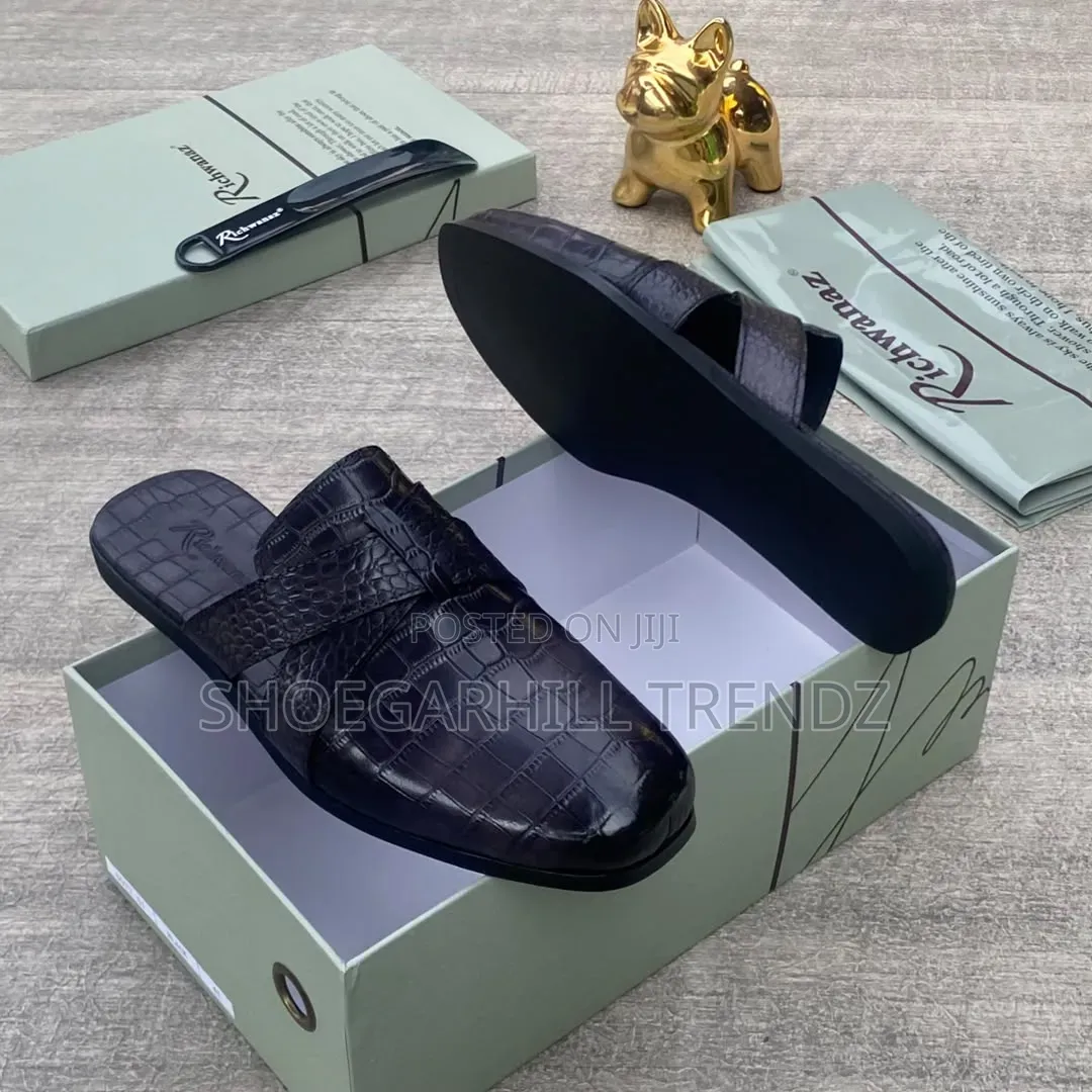 Richwanaz Classic Mules Half Shoes – Stylish Comfortable