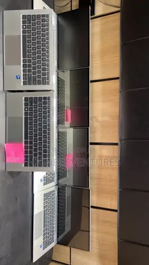 Laptop HP EliteBook x360 1030 G8 16GB Intel Core i7 SSD 512GB