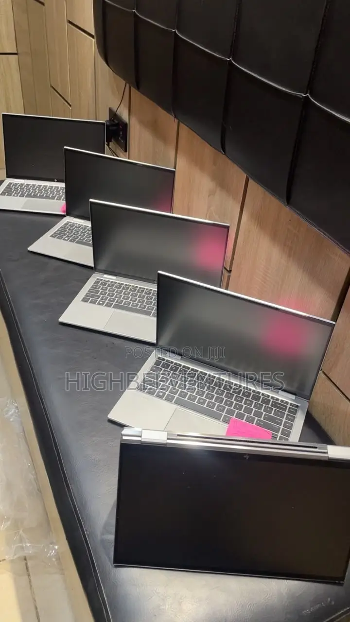 Laptop HP EliteBook 1040 G8 16GB Intel Core i7 SSD 512GB