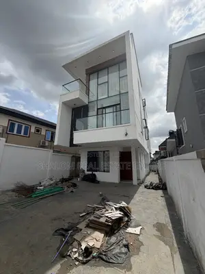 5bdrm Duplex in Magodo Phase 1 for sale