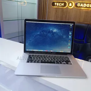 Laptop Apple MacBook Pro 2015 16GB Intel Core i7 SSD 512GB