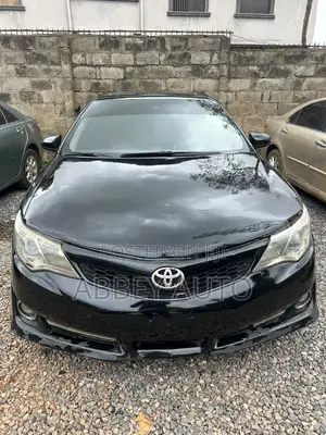 Toyota Camry SE 4dr Sedan (2.5L 4cyl 6A) 2013 Black