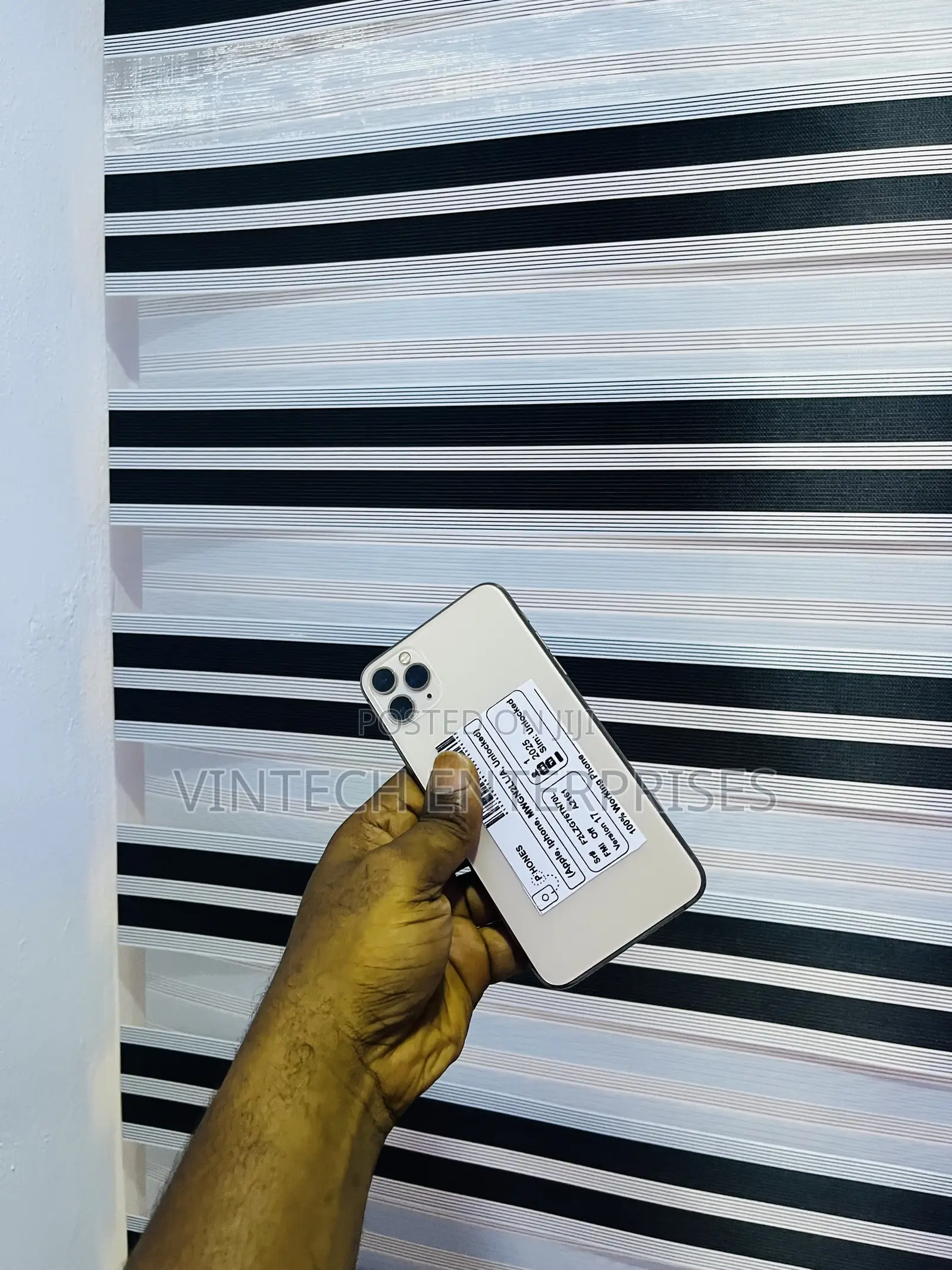 Apple iPhone 11 Pro Max 64 GB Gold