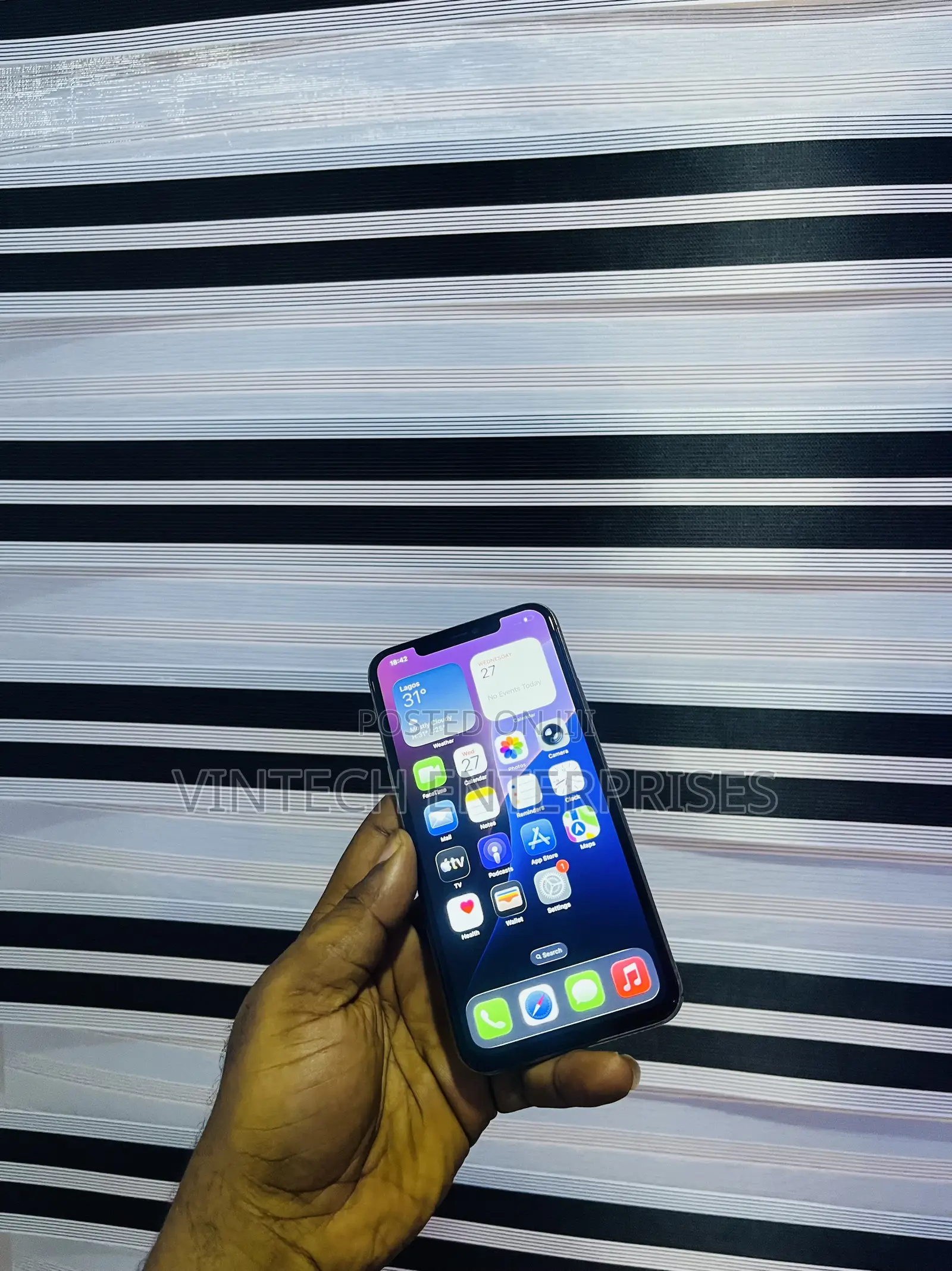 Apple iPhone 11 Pro Max 64 GB Gold