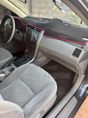 Toyota Corolla 2011 Gray