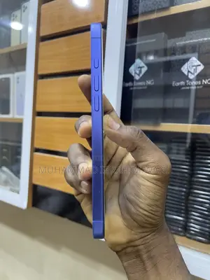 Apple iPhone 16 Plus 128 GB Blue