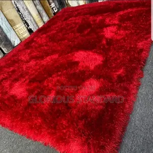 4 by 6 Center Rug With Wood Red