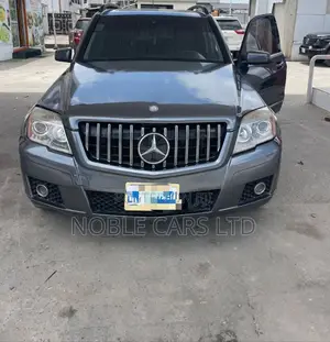 Mercedes-Benz GLK-Class 2010 Gray