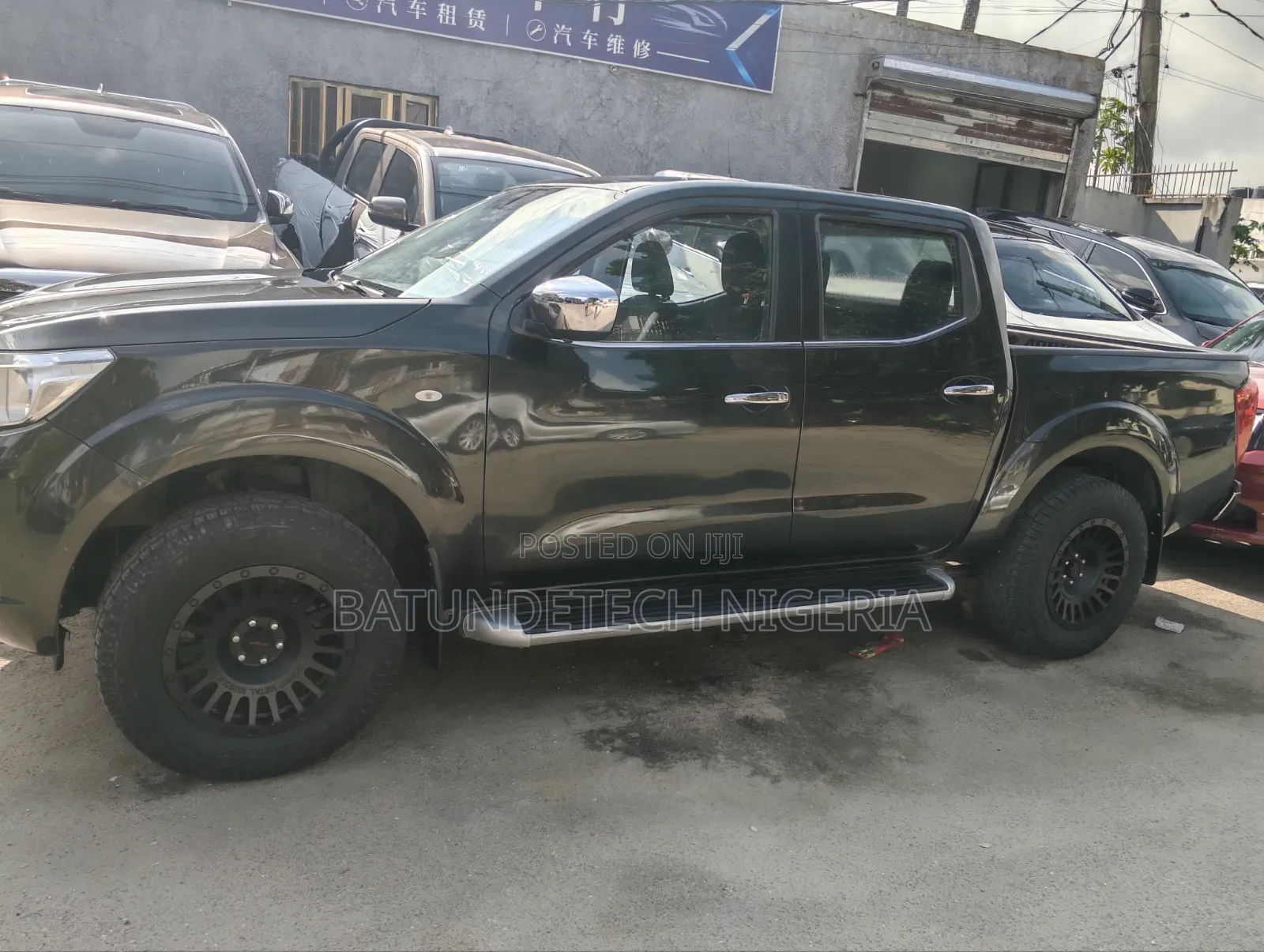 Nissan Navara 2019 Black