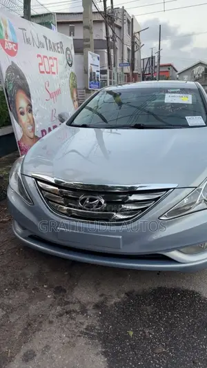 Hyundai Sonata SE 2.0T Sedan FWD (2.0L 4cyl 6A) 2012 Blue