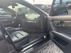Mercedes-Benz C300 2013 Black