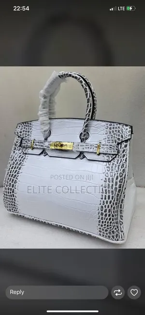 High Quality Hermes Bag White & Yellow Only ,
Big Size ( 30cm)