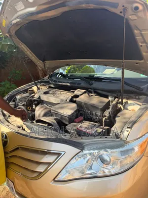 Toyota Camry 2010 Gold