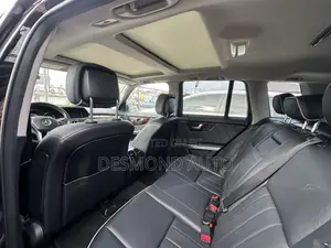 Mercedes-Benz GLK-Class Base GLK 350 4dr 4x2 (3.5L 6cyl 7A) 2015 Black