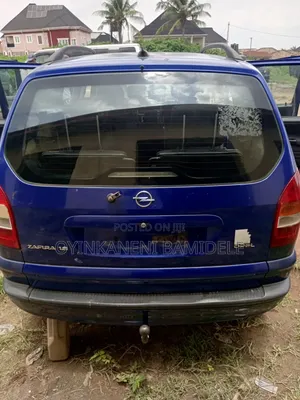 Opel Zafira 2005 Blue
