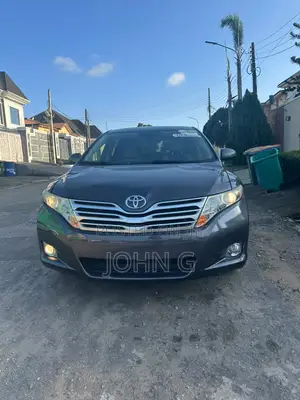 Toyota Venza AWD 2011 Gray