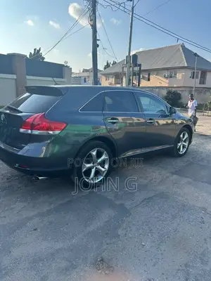 Toyota Venza AWD 2011 Gray