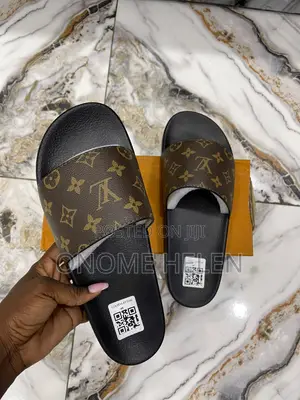 👟 Premium Designer Male Slides